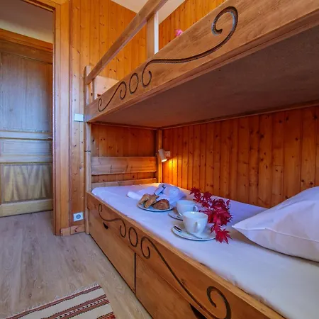 Charpoua - Happy Chalet *