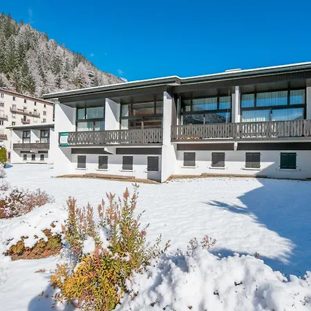 Charpoua - Happy * Chamonix