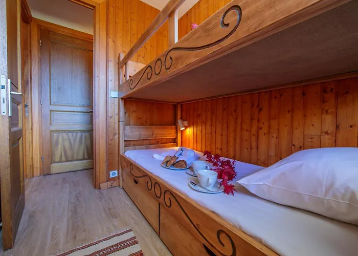 Charpoua - Happy Chalet *